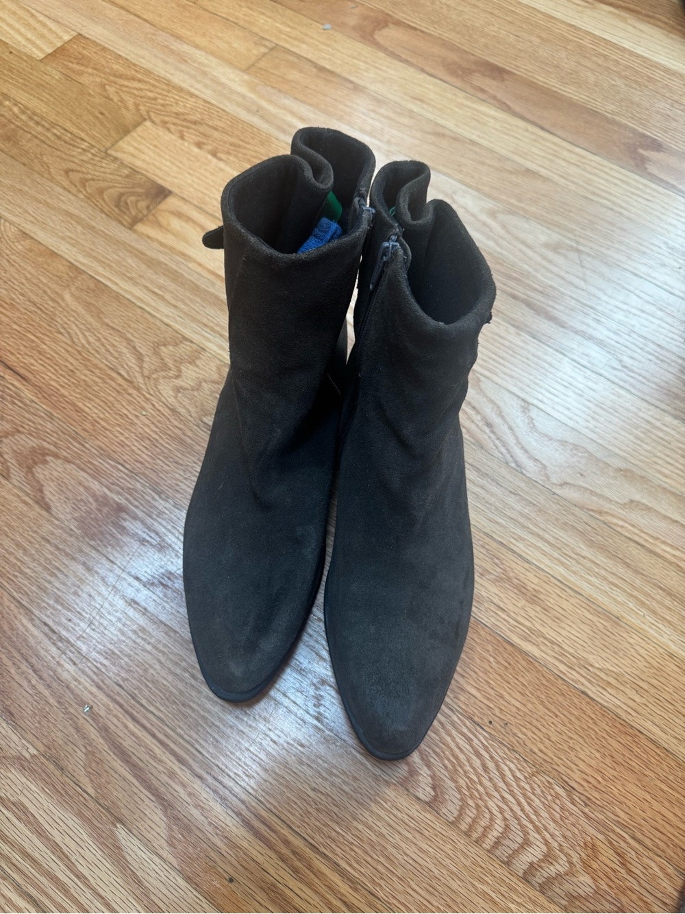 Cougar Black Suede Pointed Toe Ankle Booties